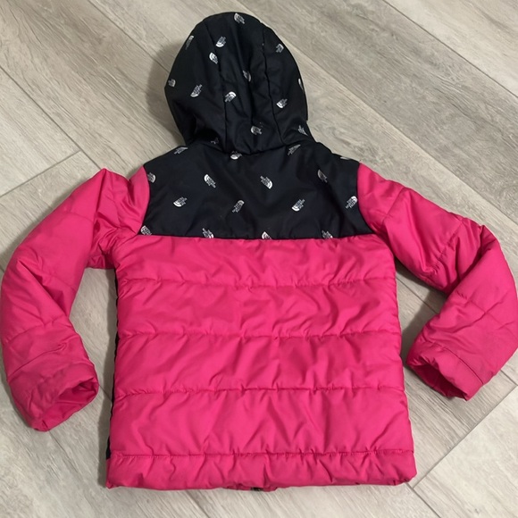The North Face , kids 5T reversible insulated “ Perrito “ insulated jacket - Picture 5 of 9